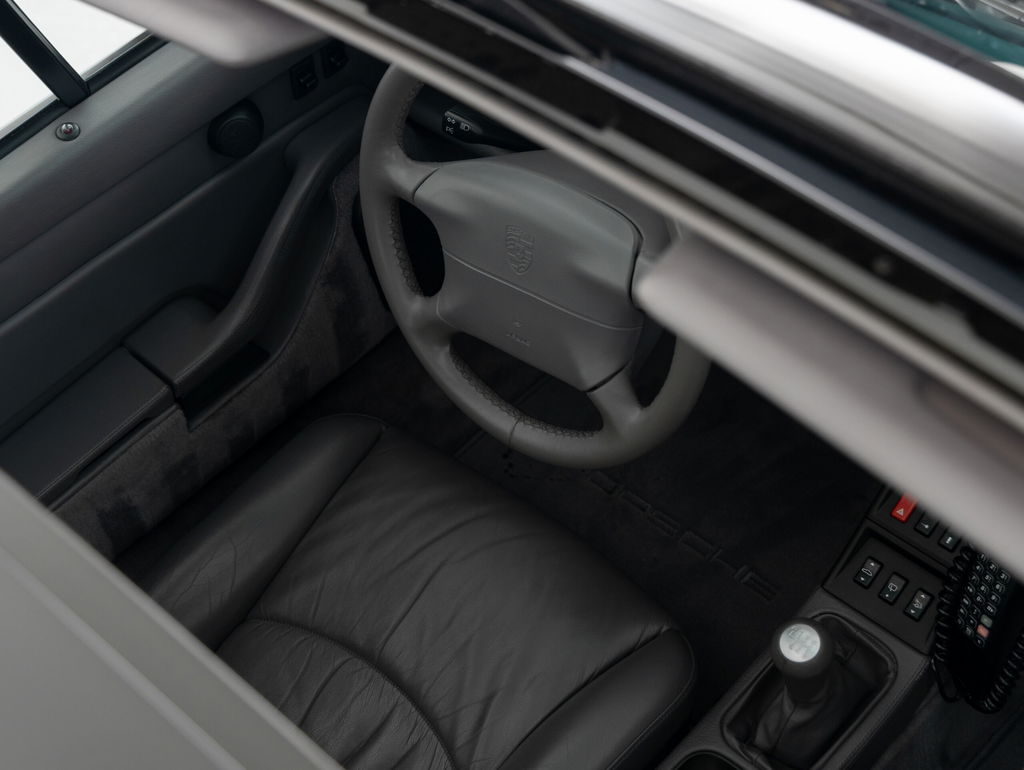 Porsche 993 Carrera 4S