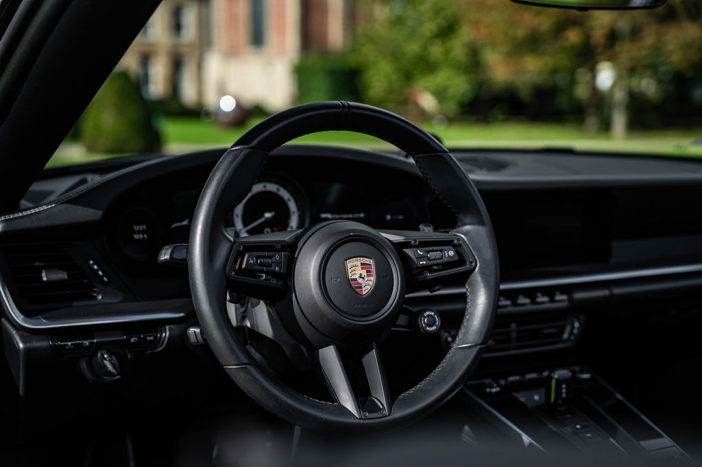 Porsche 992 Carrera 4S