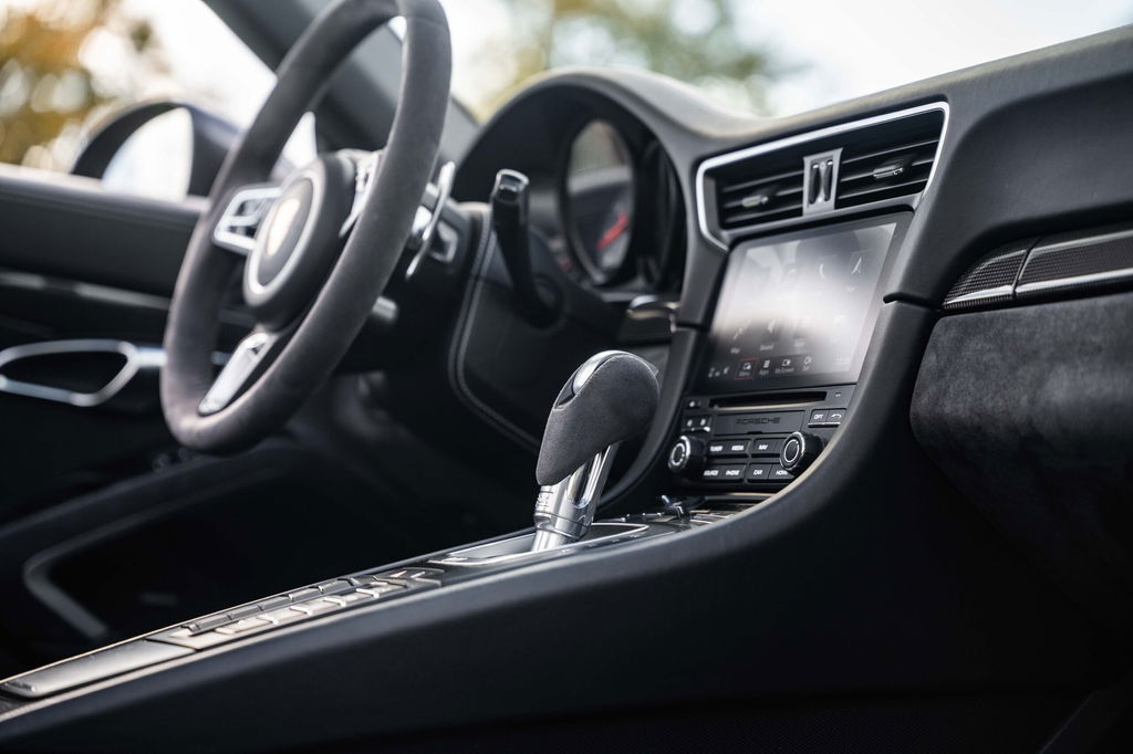 Porsche 991.2 Carrera GTS