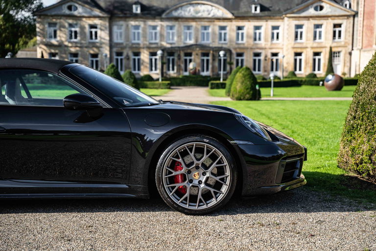 Porsche 992 Carrera 4S
