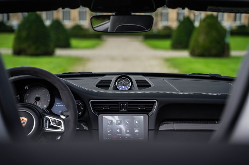 Porsche 991.2 Carrera GTS