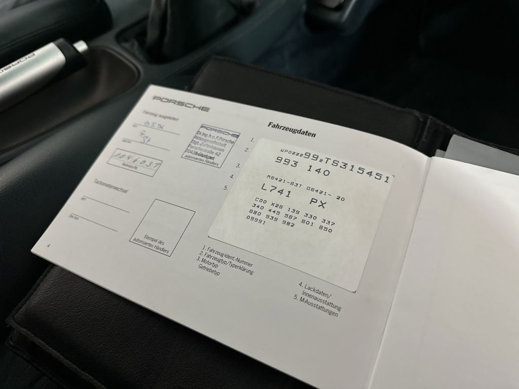 Porsche 993 Carrera 4S