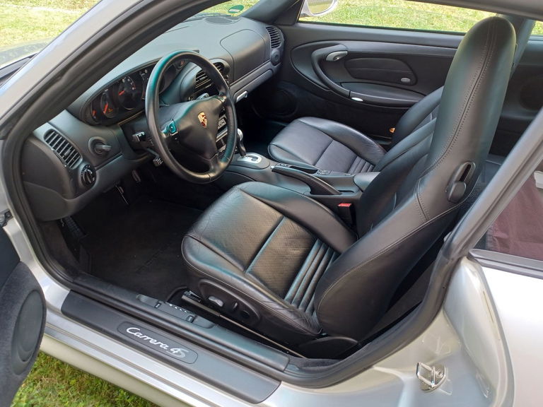 Porsche 996 Carrera 4S