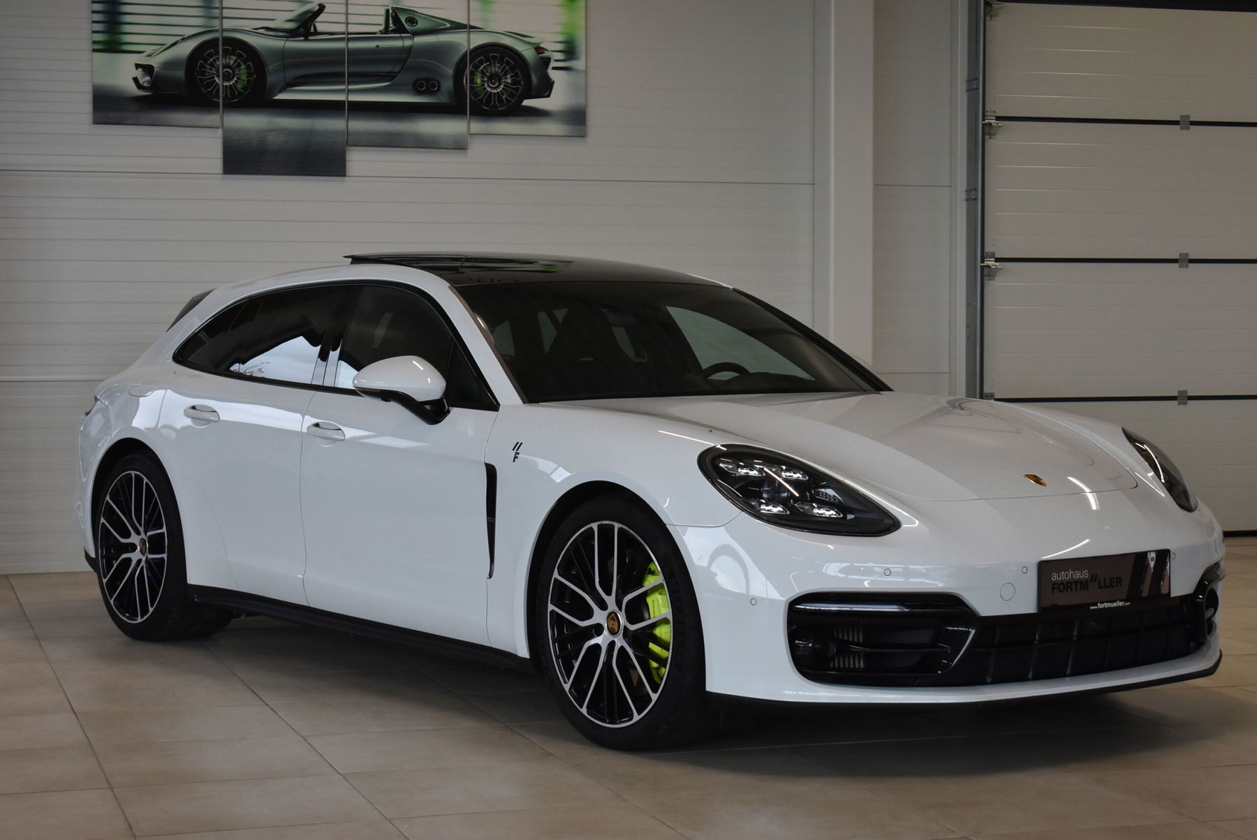 Full Hood & Fender + Mirror Kit | PORSCHE PANAMERA 4 SPORT TURISMO 2020 Full Hood & Fender + Mirror Kit | PORSCHE PANAMERA 4 SPORT TURISMO 2020