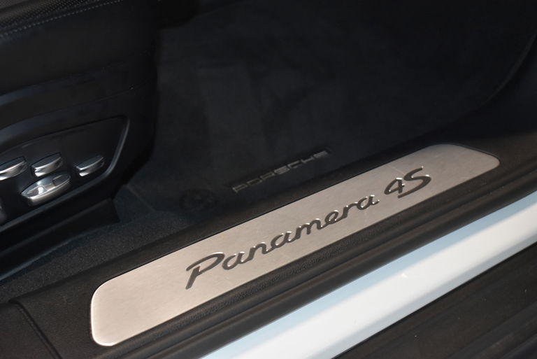 Porsche Panamera 4S E-Hybrid