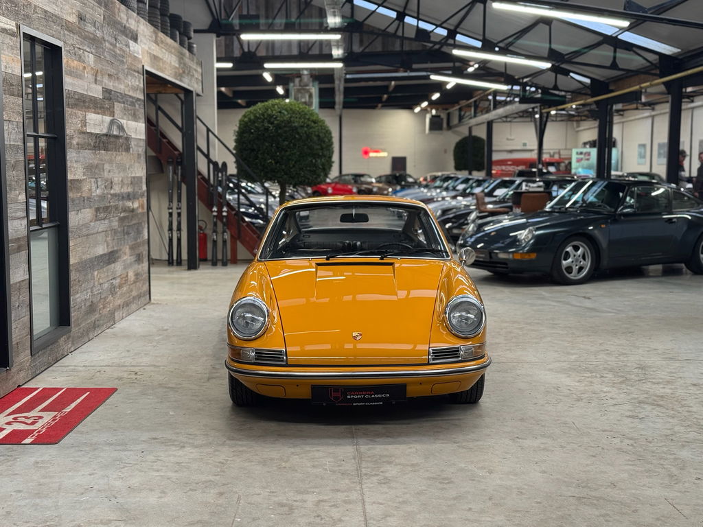 Porsche 911 T