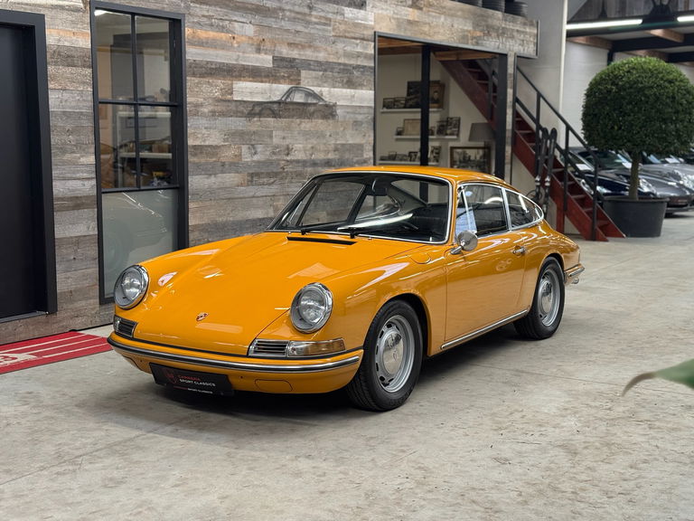 Porsche 911 T