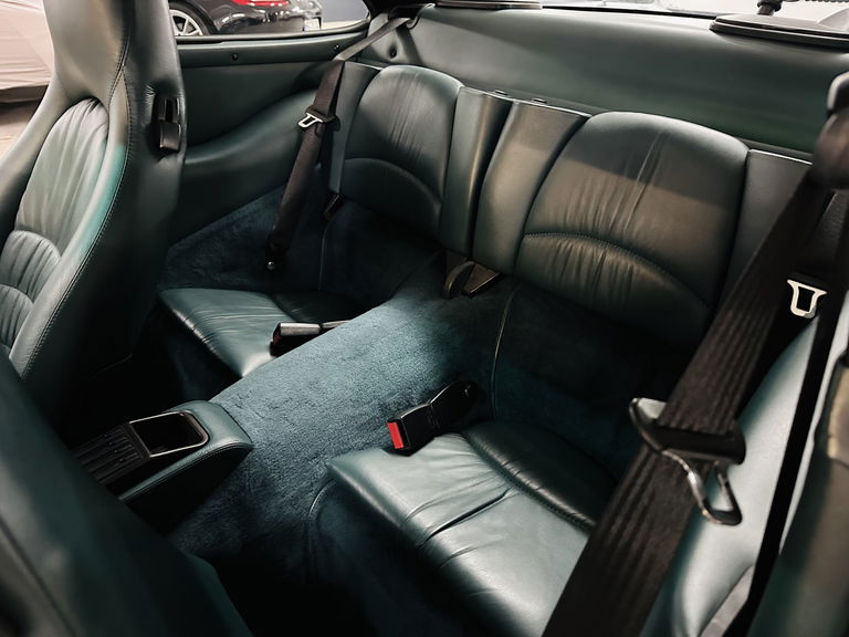 Porsche 993 Carrera 4S