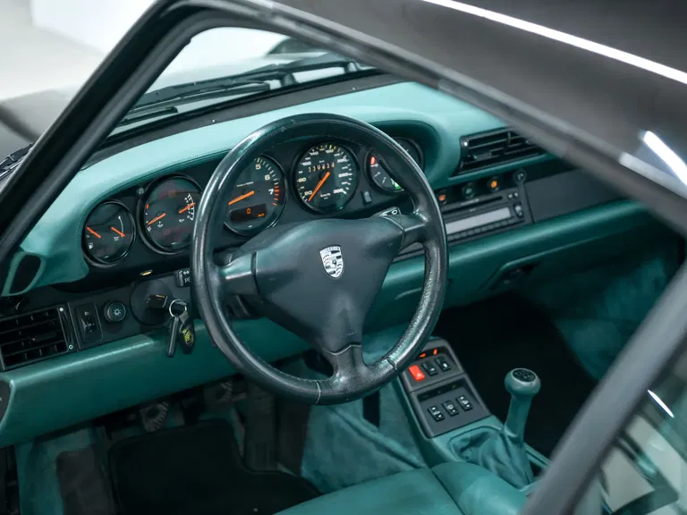 Porsche 993 Carrera 4S