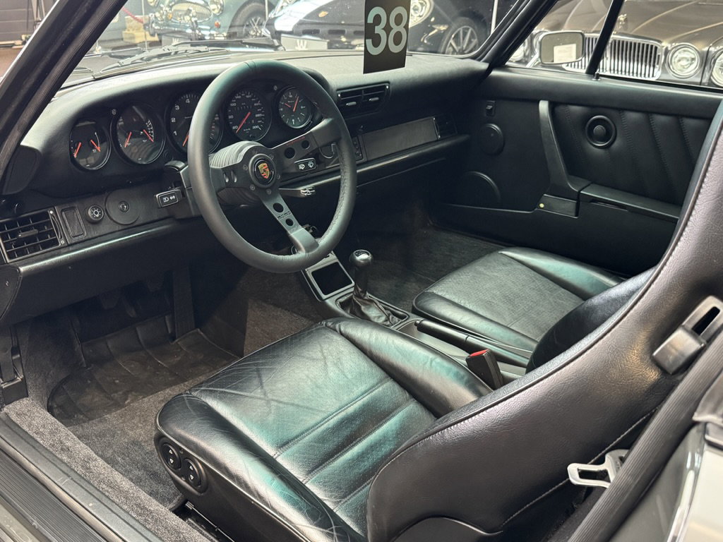 Porsche 911 Backdate