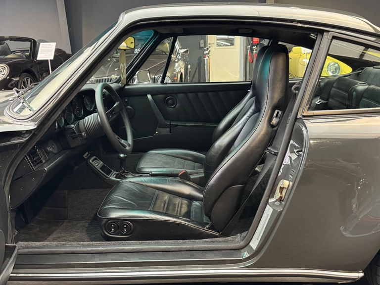 Porsche 911 Backdate