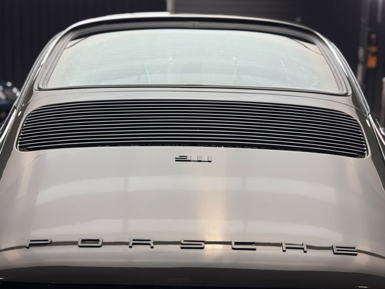 Porsche 911 Backdate