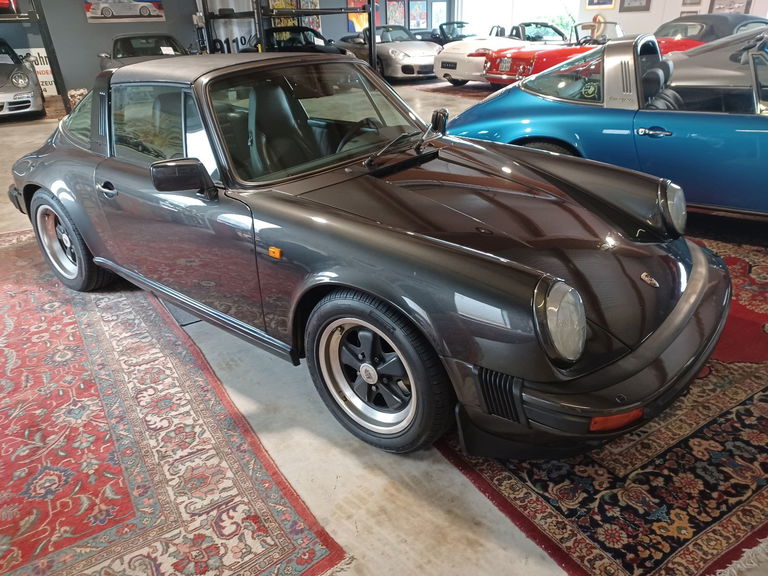 Porsche 911 Carrera 3.2