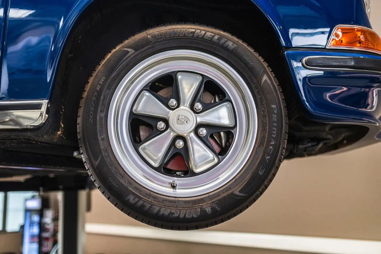 Porsche 911 S (F-Modell)