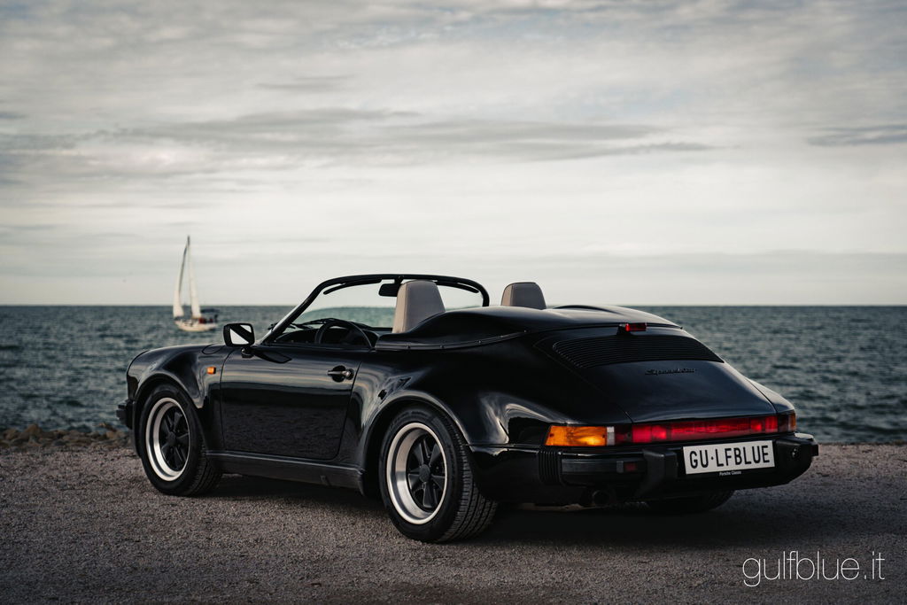 Porsche 911 Carrera 3.2 Speedster (US)