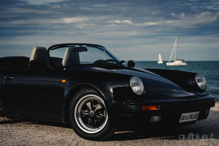 Porsche 911 Carrera 3.2 Speedster (US)
