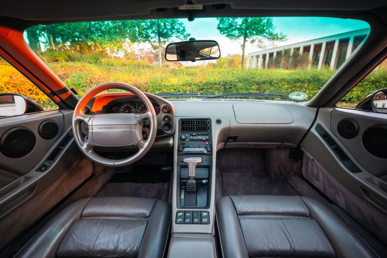 Porsche 928 GTS