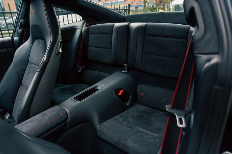 Porsche 991 Carrera GTS