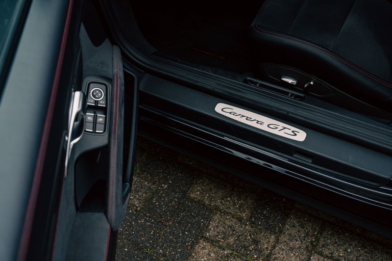 Porsche 991 Carrera GTS