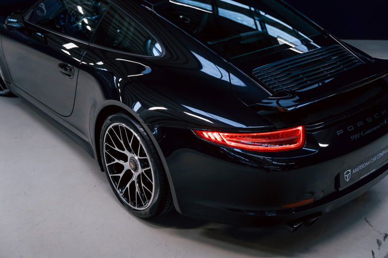 Porsche 991 Carrera GTS