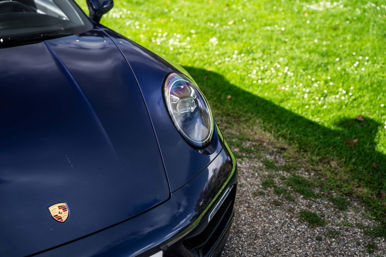 Porsche 992 Carrera 4S