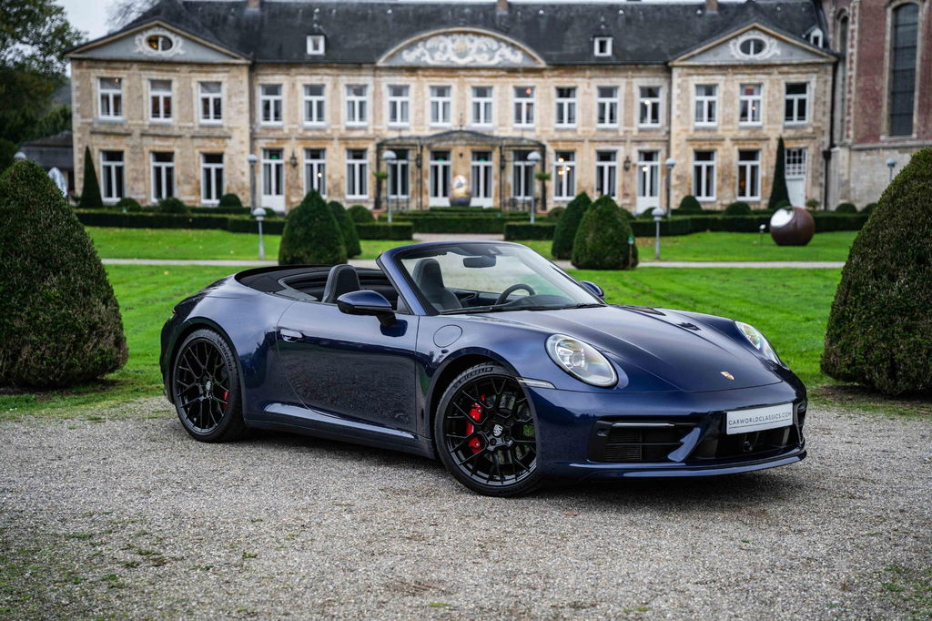 Porsche 992 Carrera 4S