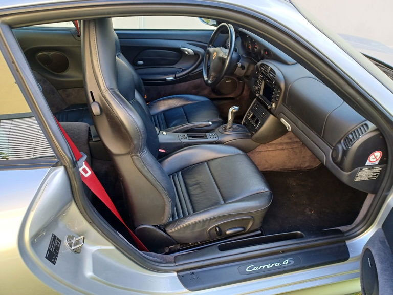 Porsche 996 Carrera 4S