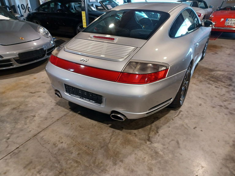 Porsche 996 Carrera 4S