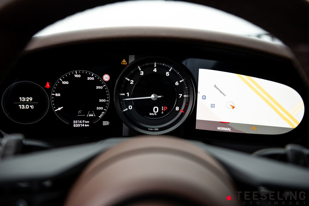 Porsche 992 Carrera 4S