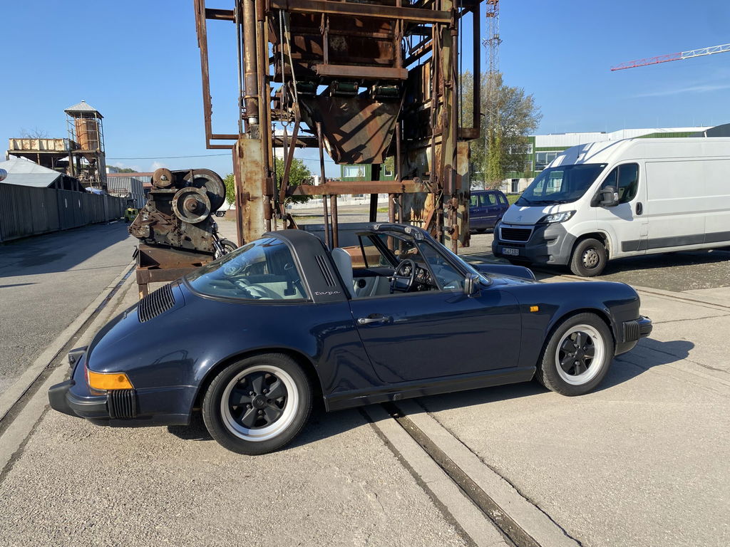 Porsche 911 Carrera 3.2 (KAT)