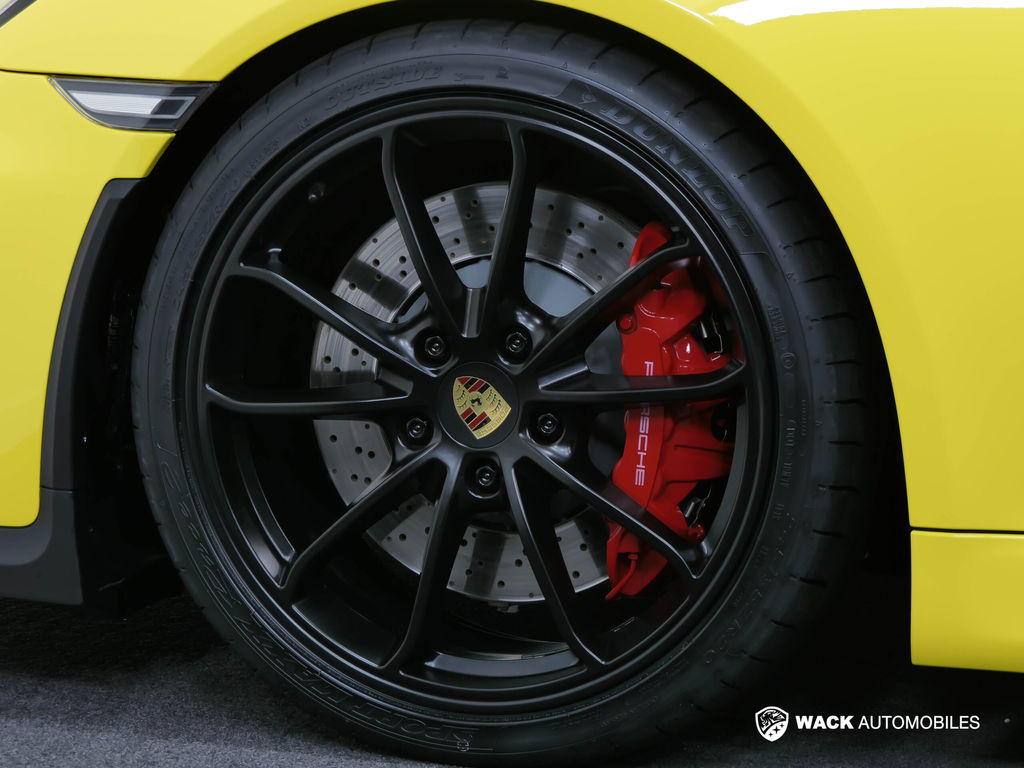 Porsche 981 Cayman GT4