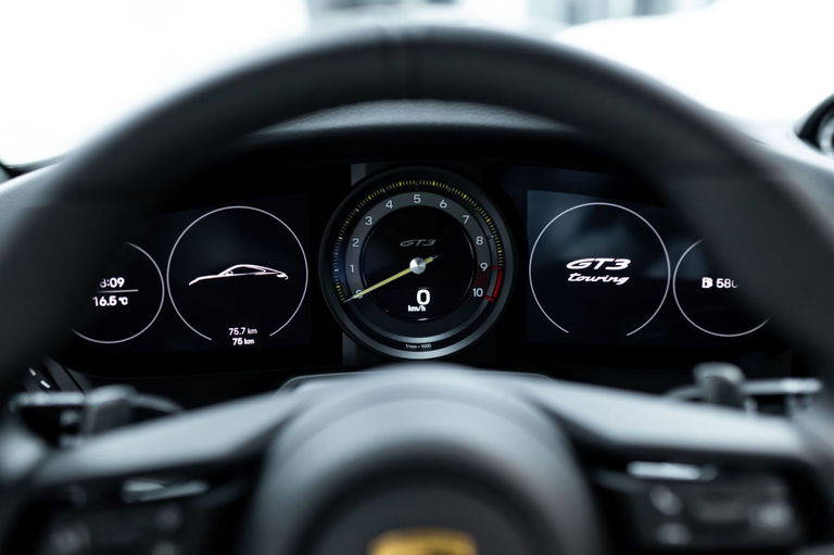 Porsche 992 GT3 Touring