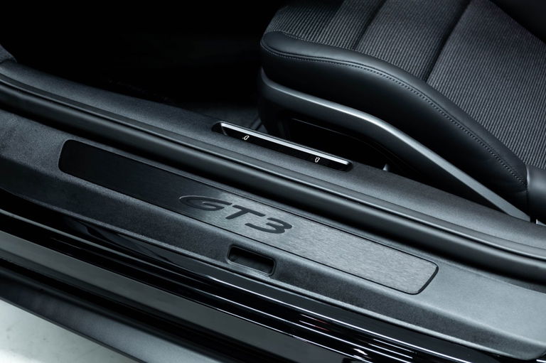 Porsche 992 GT3 Touring