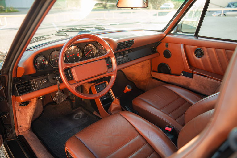 Porsche 911 Carrera 3.2