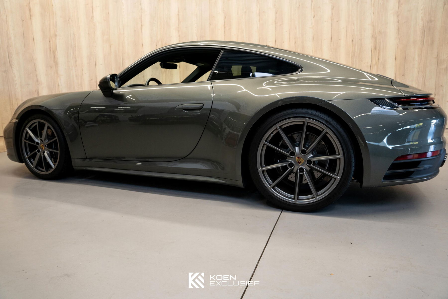 Porsche 992 Carrera S 2020 - elferspot.com - Marketplace for