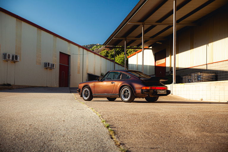 Porsche 911 Carrera 3.2