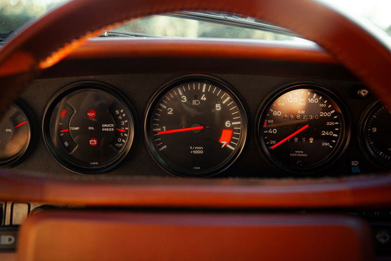 Porsche 911 Carrera 3.2