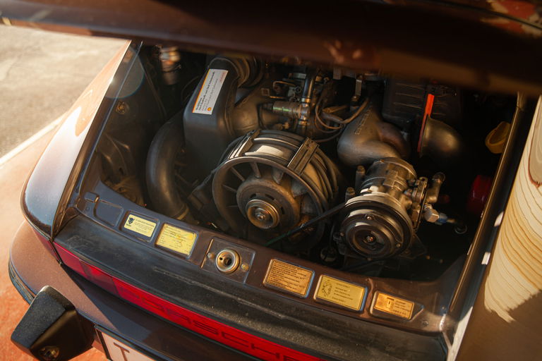 Porsche 911 Carrera 3.2