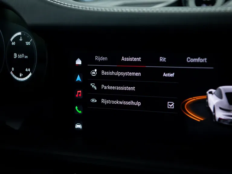 Porsche 992 Carrera GTS