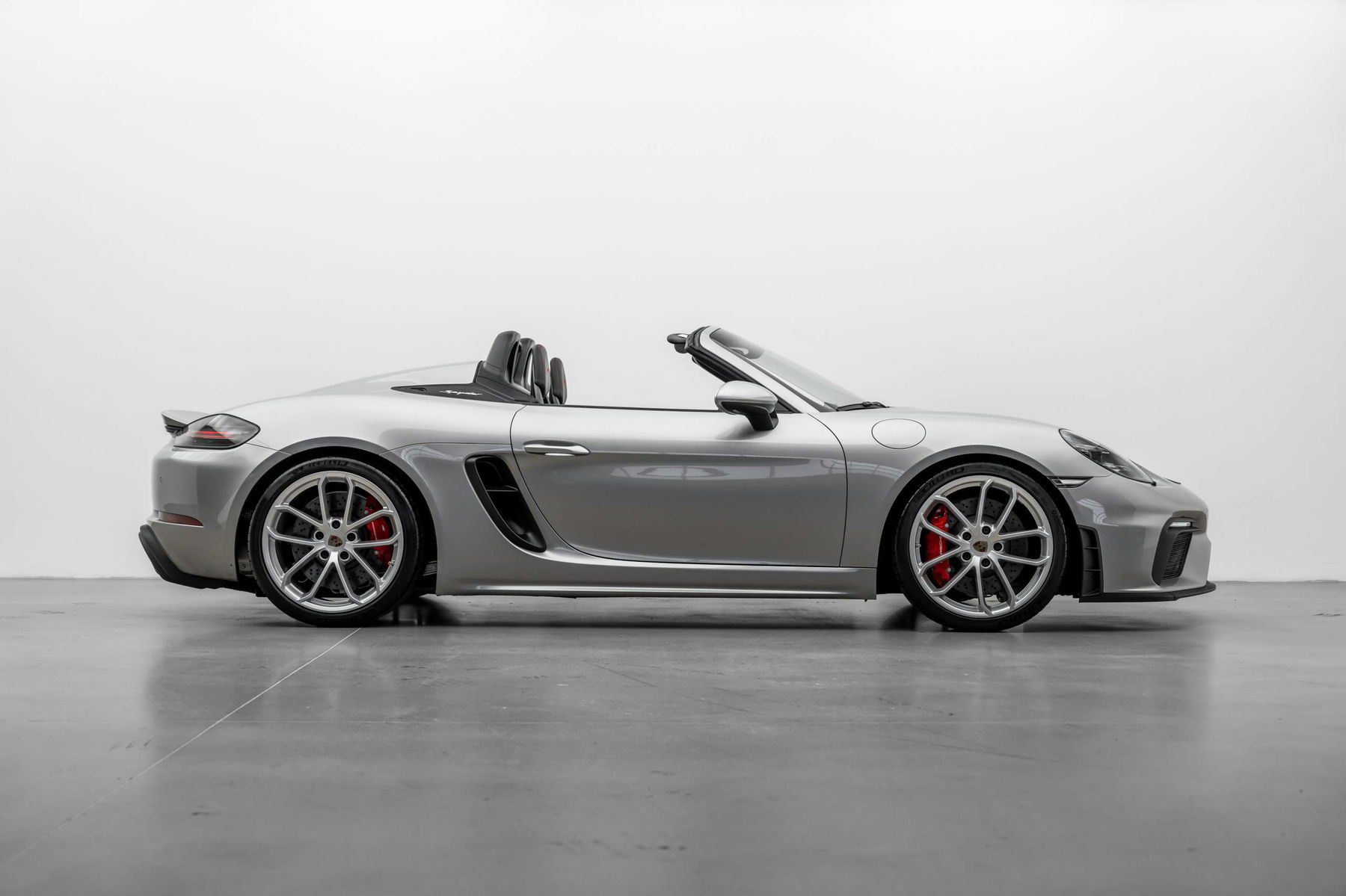 ひまわりページ Porsche 718 Spyder 2021 - elferspot.com - Marketplace for