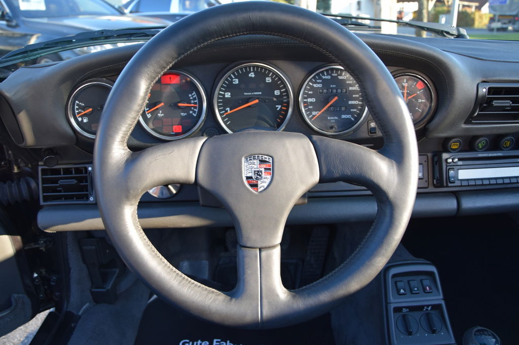 Porsche 964 Carrera 4