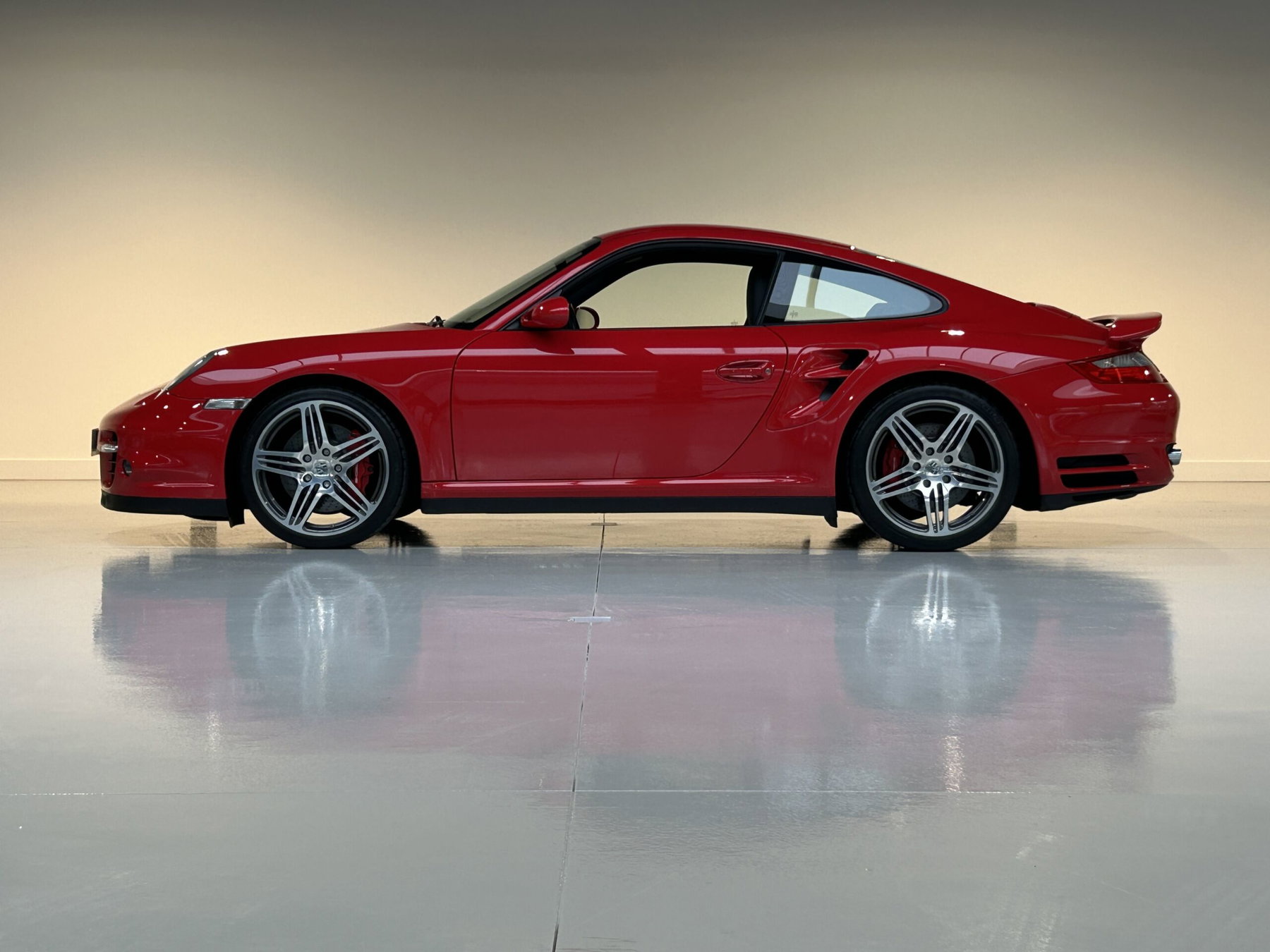 Porsche 997 Turbo 2006 - elferspot.com - Marketplace for Porsche