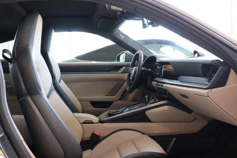 Porsche 992.2 Carrera