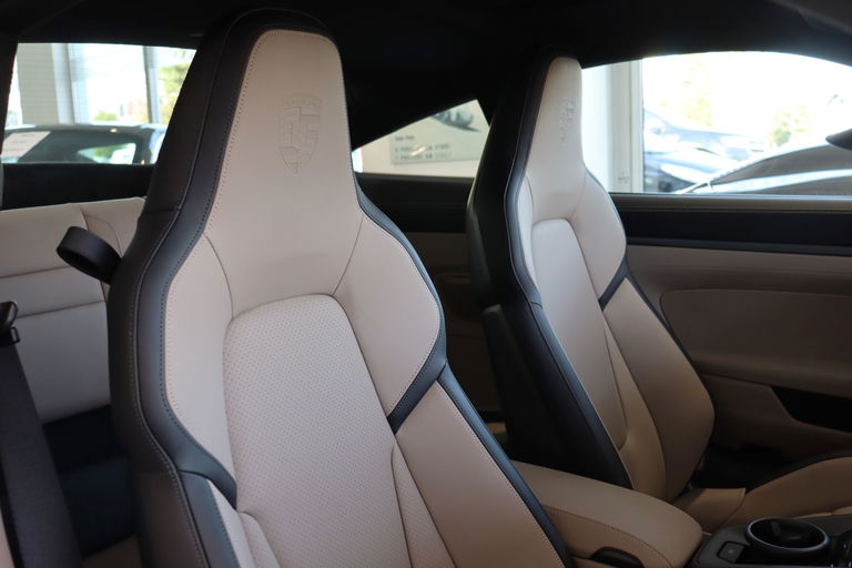 Porsche 992.2 Carrera