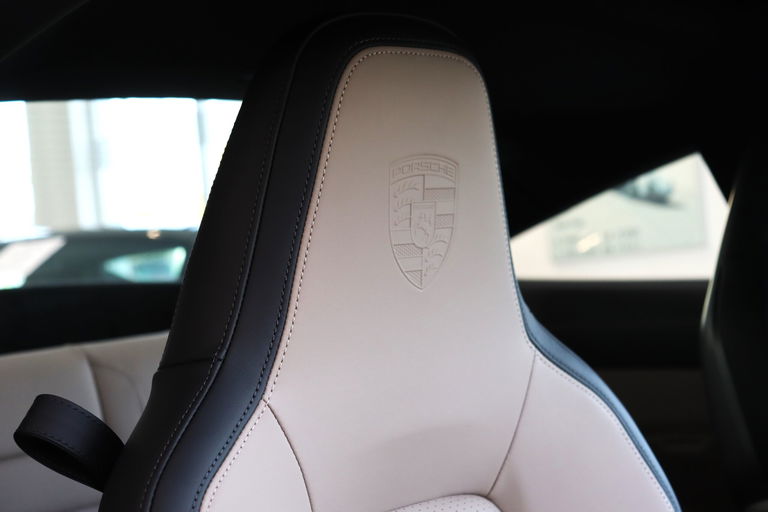 Porsche 992.2 Carrera