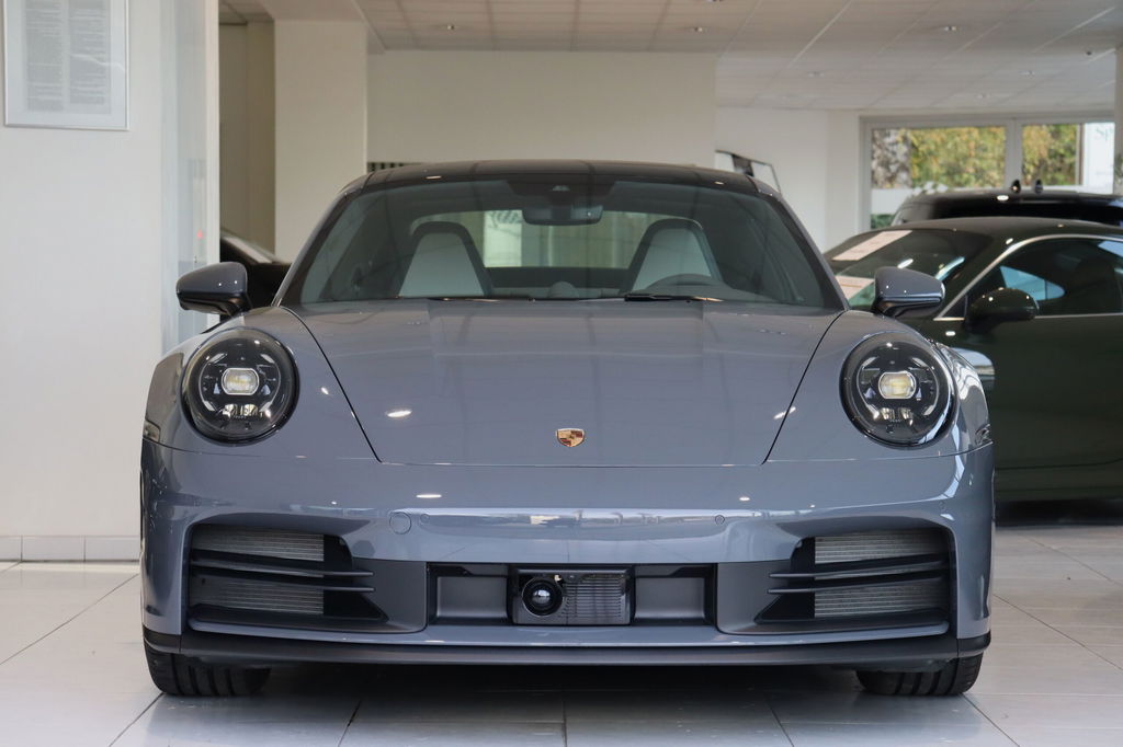 Porsche 992.2 Carrera