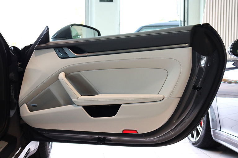 Porsche 992.2 Carrera