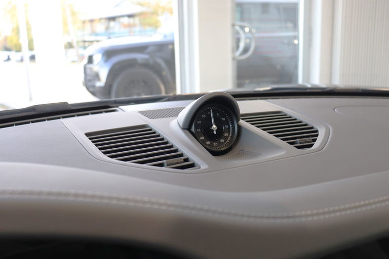 Porsche 992.2 Carrera