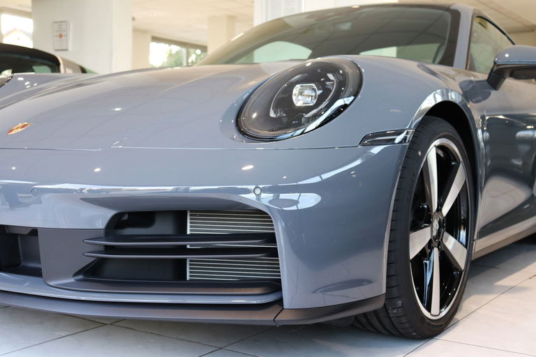 Porsche 992.2 Carrera