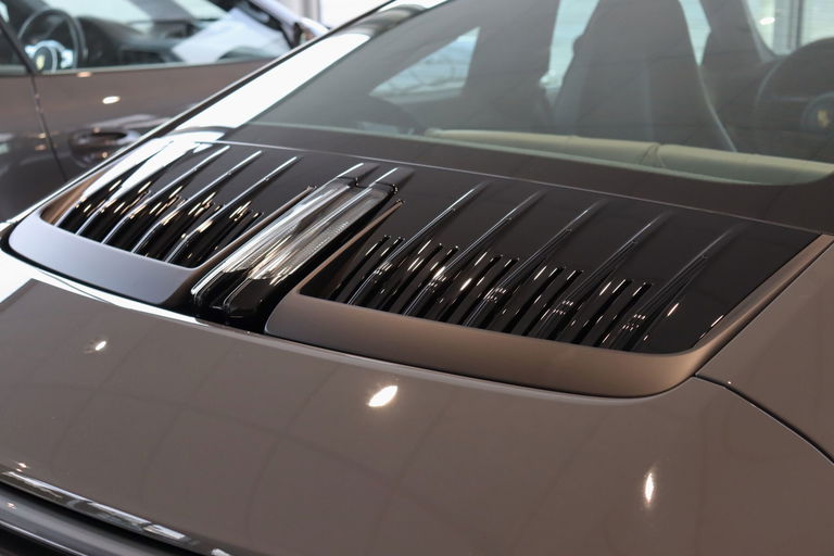 Porsche 992.2 Carrera